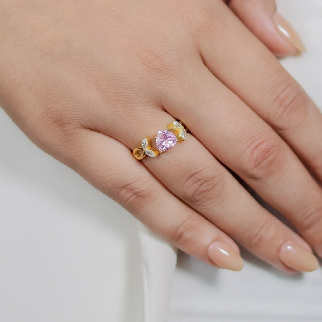 Valentine Heart And Leaves Band Engagement Ring- Hallmarked 925 Sterling Silver Yellow Gold
