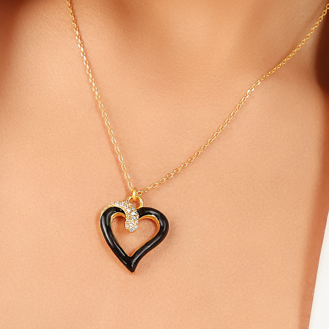 Chic Black Heart Pendant With Chain, Hallmarked 925 Sterling Silver