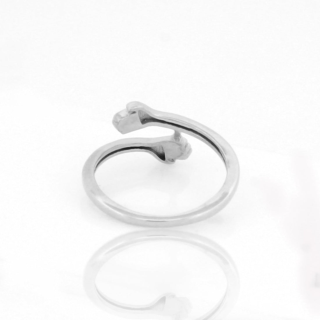 Beautiful Couple Hug Hand Ring- Hallmarked 925 Sterling Silver