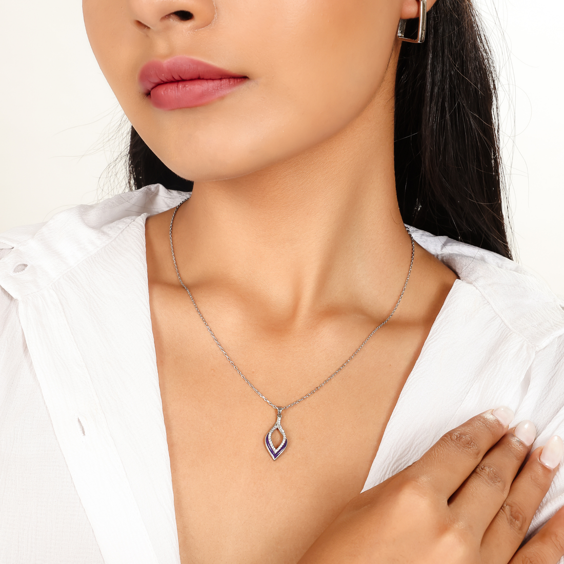 Eye Catching Tear Drop Charm With Chain, Hallmarked 925 Sterling Silver