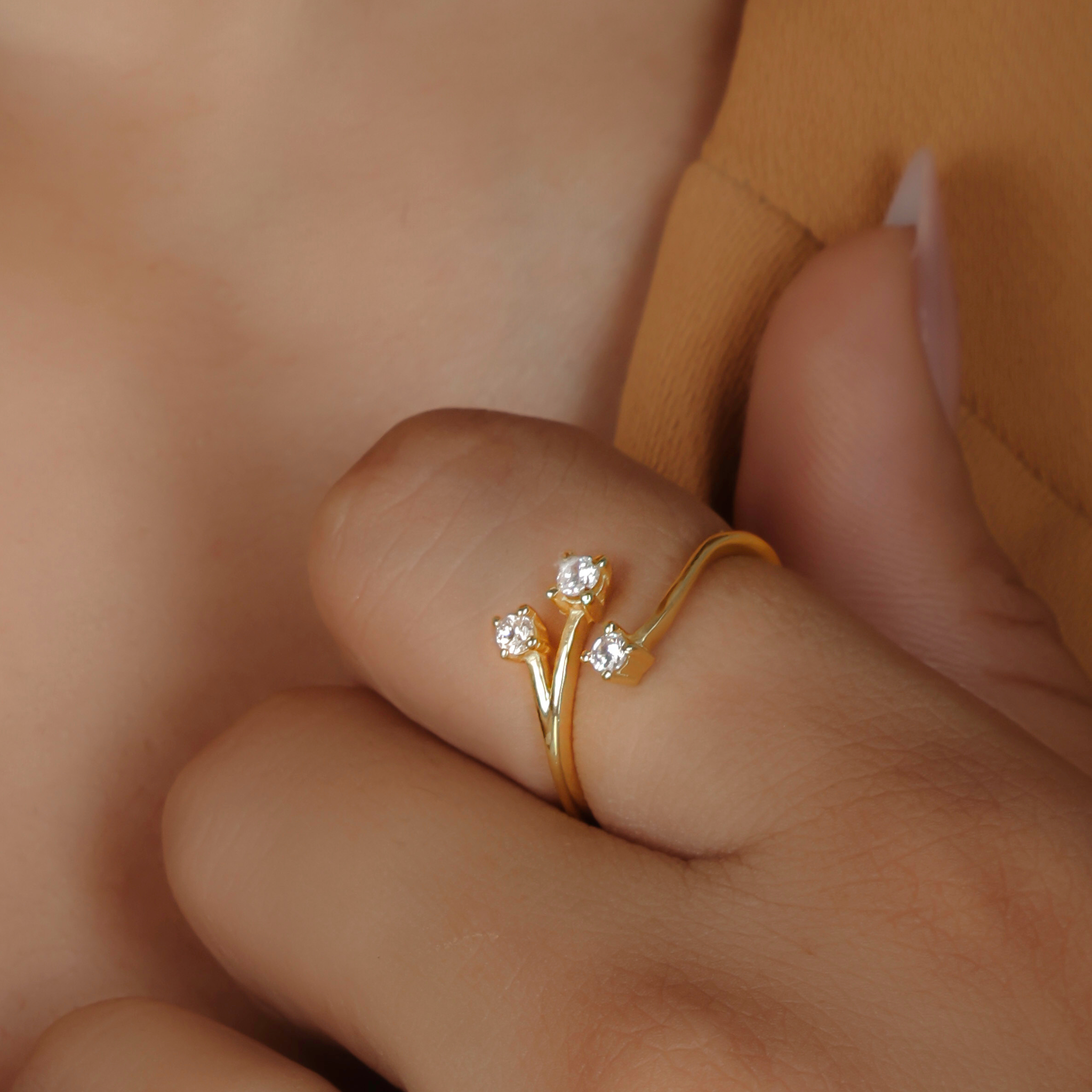 Nature Inspired Leaf Shaped Ring- Hallmarked 925 Sterling Silver Yellow Gold