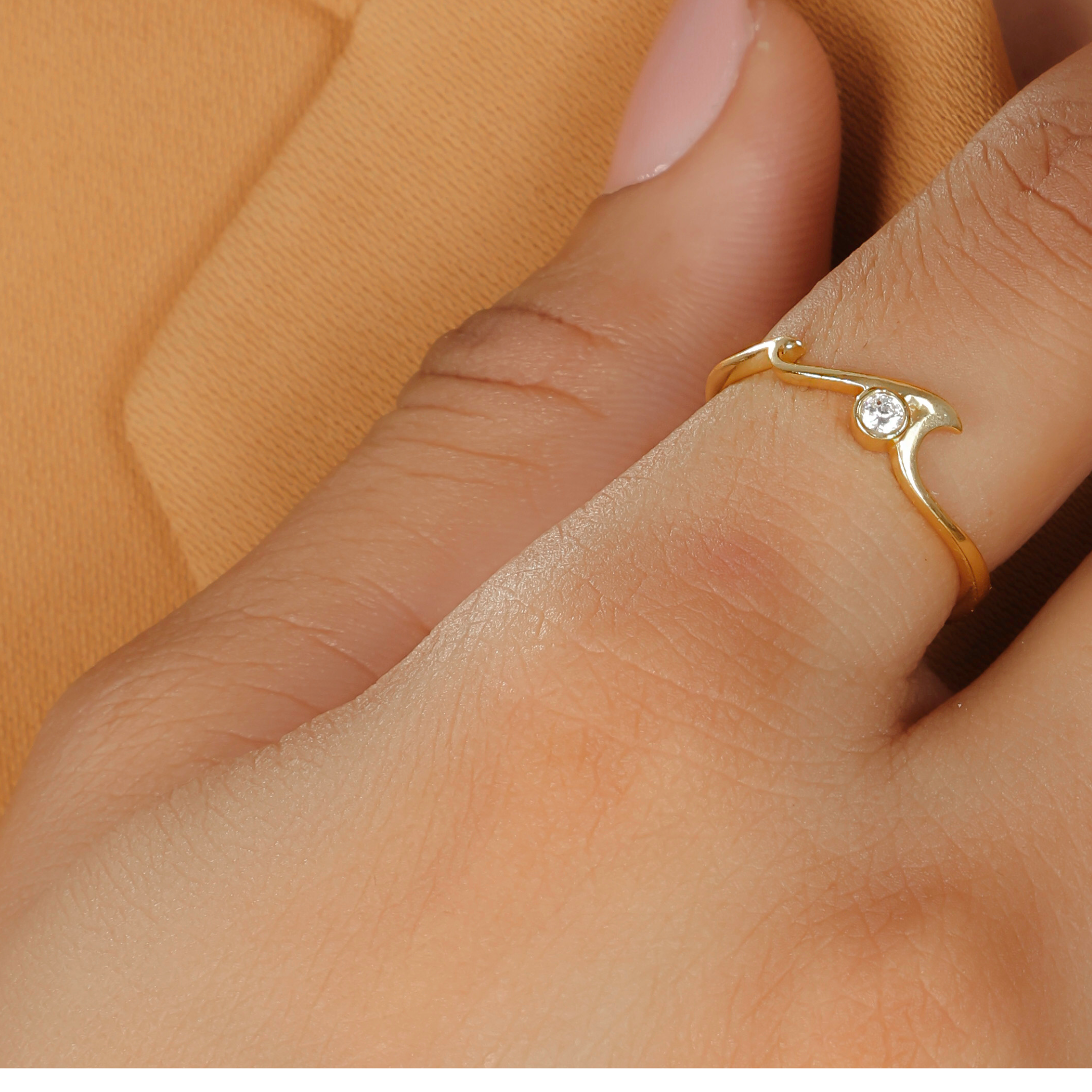 Ocean Wave Cubic Zircon Ring – Hallmarked 925 Sterling Silver Yellow Gold Plated | Elegant & Modern Jewelry